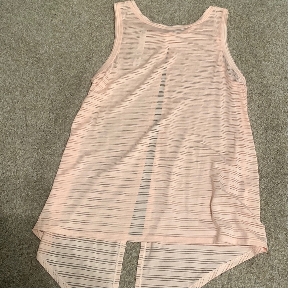 Lululemon open back tank top